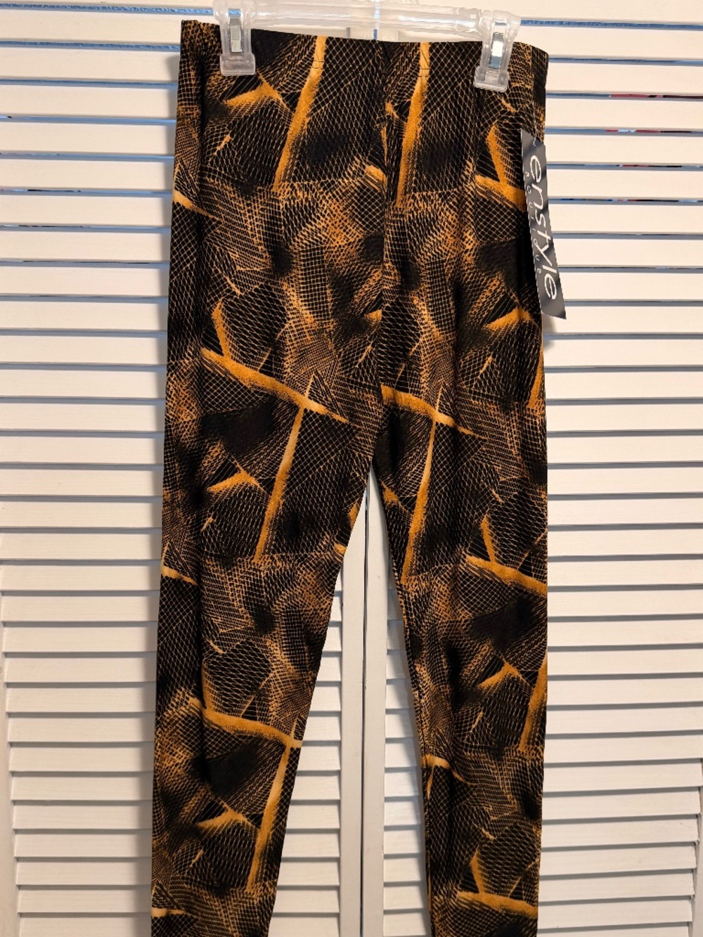 NWT Gold & Black Leggings - One Size